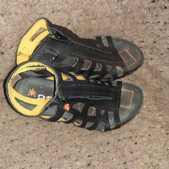 THE ART COMPANY-Black Leather-Cage Cut-Out-Top Zip Sandals-Sz 37-Near Mint - Picture 6 of 7